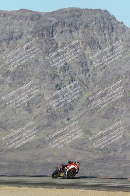 media/Dec-07-2025-CVMA (Sun) [[3e7d2de5dc]]/Race 9-Formula UL Shootout/